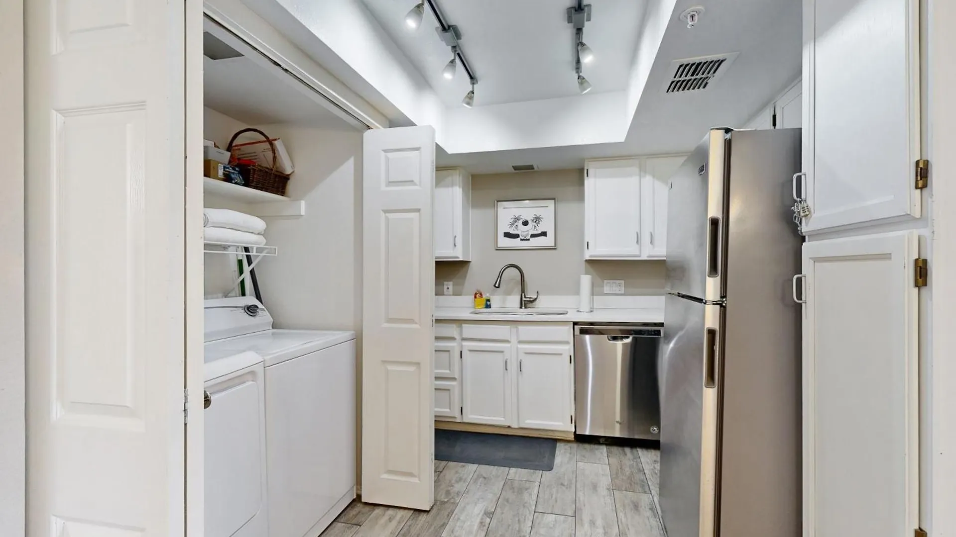 Апартаменты Modern Scottsdale South